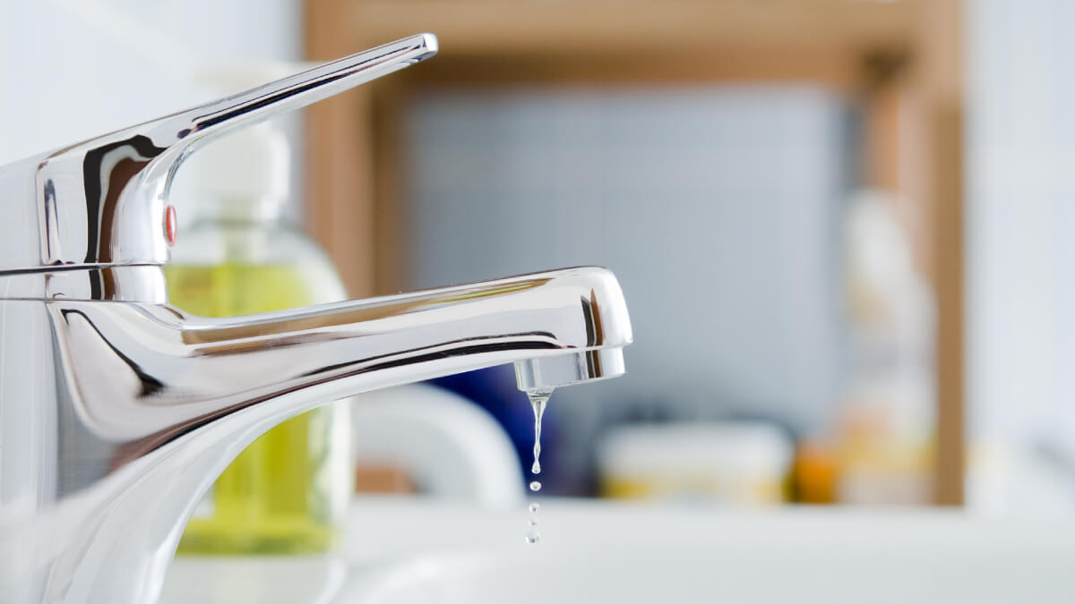 Leaky kitchen faucet